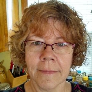 Meet your Posher, Lynne'